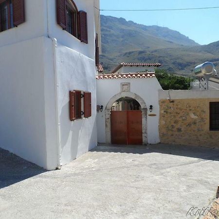 Liolio'S Manor Villa Agalianos Bagian luar foto