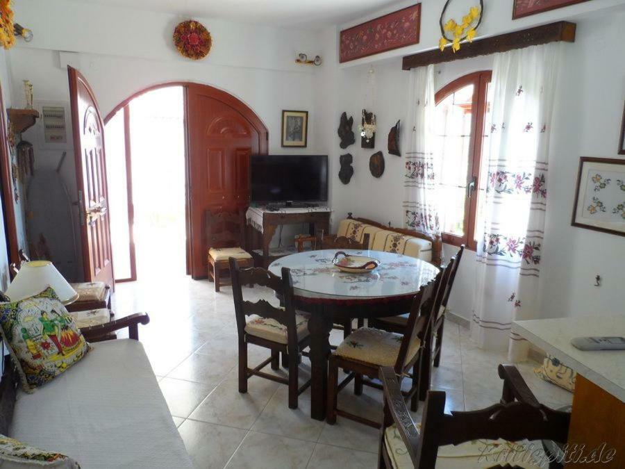 Liolio'S Manor Villa Agalianos Bagian luar foto