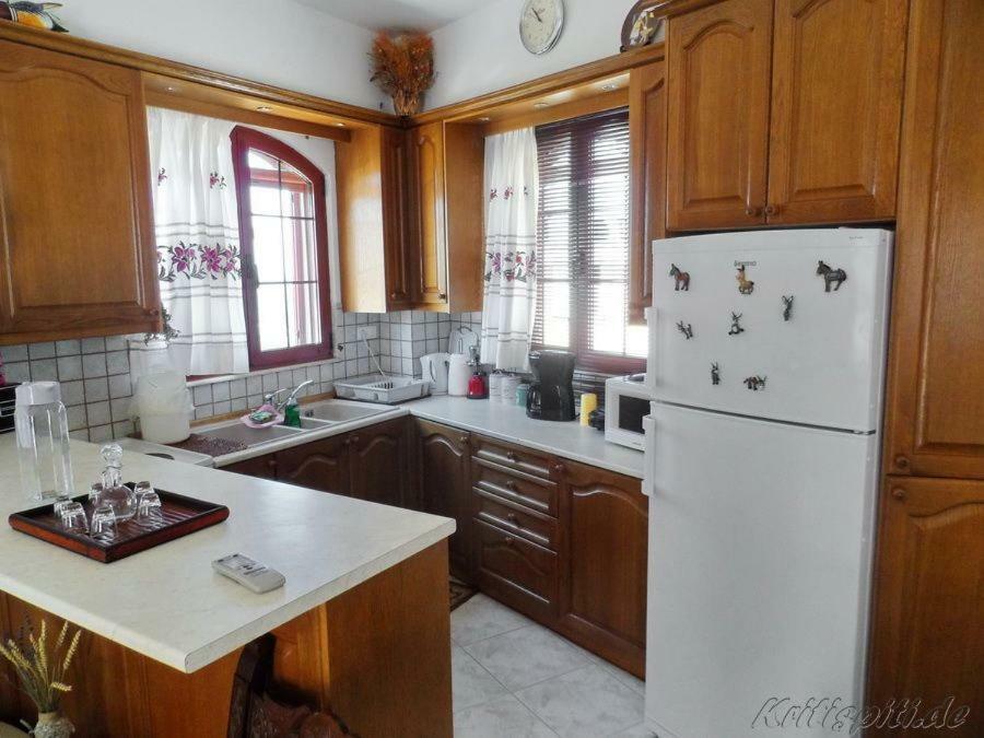 Liolio'S Manor Villa Agalianos Bagian luar foto