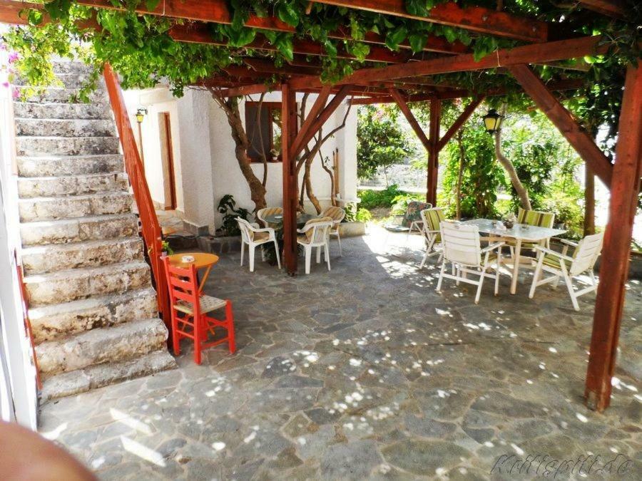 Liolio'S Manor Villa Agalianos Bagian luar foto