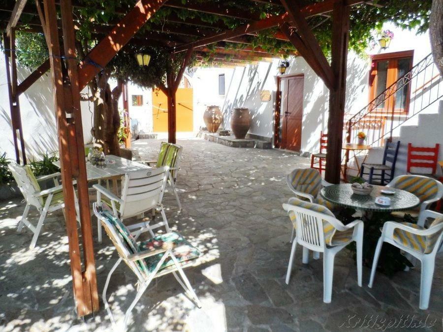 Liolio'S Manor Villa Agalianos Bagian luar foto